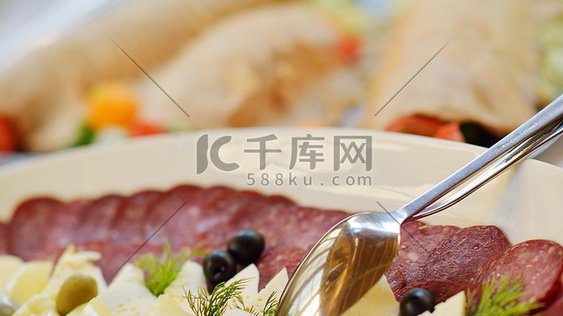 广州食品代加工合同范本解析：关键条款与注意事项**